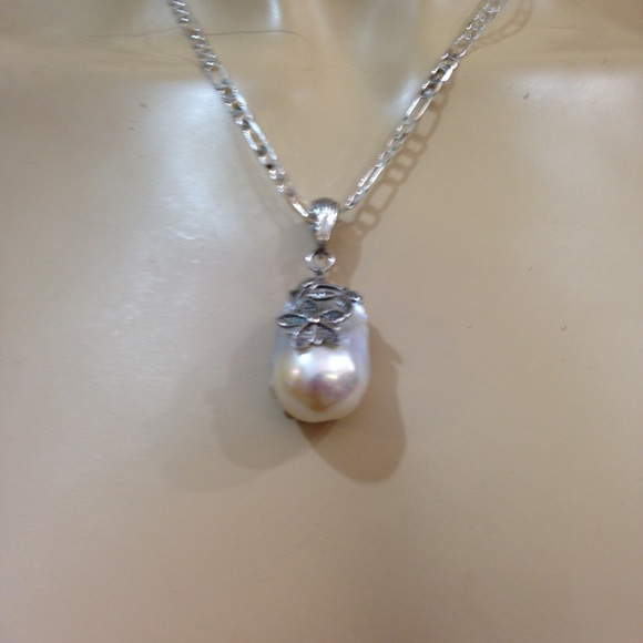 Genuine 1.25in Baroque Pearl Pendant n Earrings - Picture 10 of 16